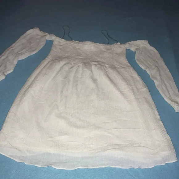 𝅺DO+BE smocked top gauzy off shoulder lined stretchy soft white boho NEW size M - Picture 2 of 8